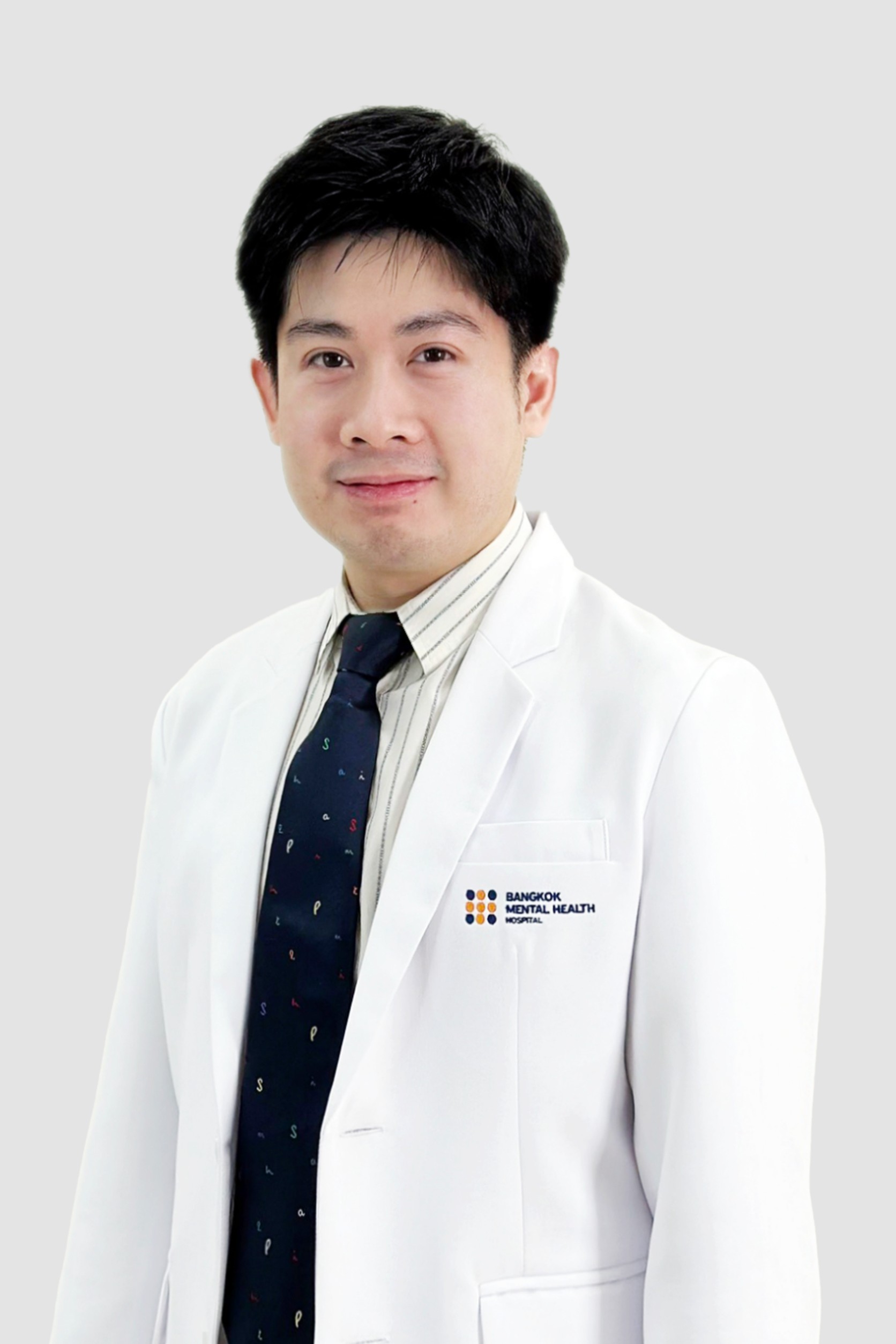 Dr. Nacharin Phiphopthatsanee, M.D. profile photo